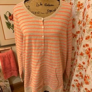 Peach striped summer sweatshirt.  NWT. 1X